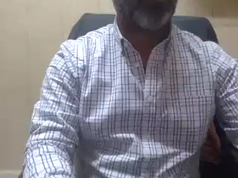 hairymaster95 online show from December 11, 2024, 4:18 am