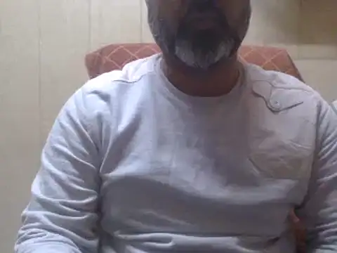 hairymaster95 online show from December 22, 2024, 7:33 am