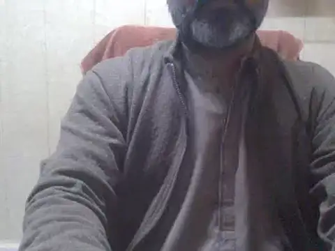 hairymaster95 online show from December 27, 2024, 4:15 am