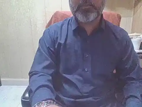 hairymaster95 online show from June 16, 2026, 4:15 am
