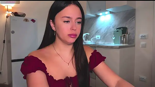 Snapshot of Megan_Nilson chatting on January 5, 2025, 1:03 am Megan Nilson online show from January 5, 2025, 1:03 am