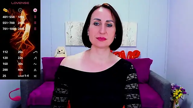 Nia Smithh online show from February 21, 2025, 1:00 pm
