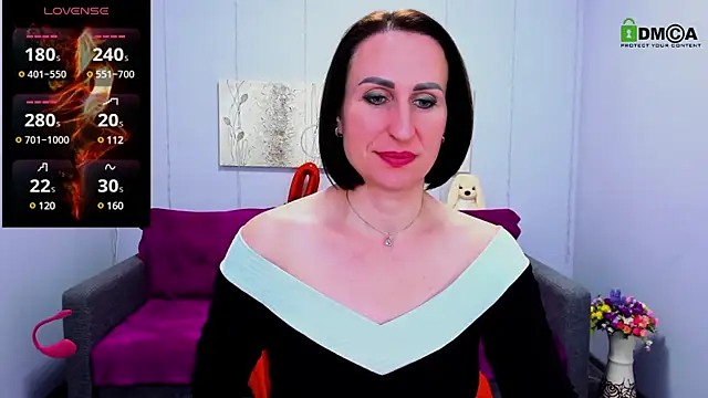 Nia Smithh online show from March 6, 2025, 6:48 pm