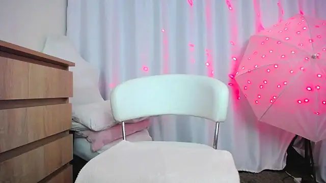 Snapshot of faceless_ chatting on March 12, 2026, 2:56 pm faceless online show from March 12, 2026, 2:56 pm