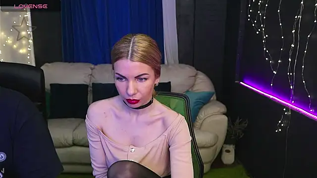 AlisaAleksandr online show from January 29, 2025, 1:07 pm