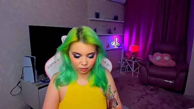 EnergyBunny 1 online show from September 24, 2025, 5:16 pm