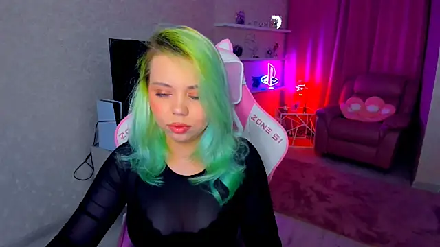 EnergyBunny 1 online show from November 13, 2025, 5:23 pm