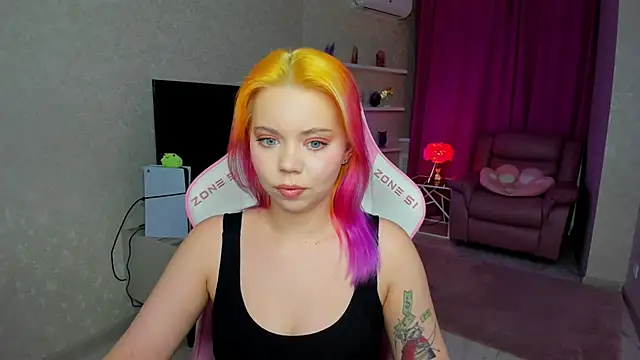 EnergyBunny 1 online show from June 7, 2026, 5:27 pm