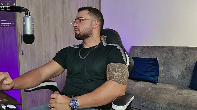 Snapshot of mr_david_cox chatting on March 3, 2025, 12:48 pm mr david cox online show from March 3, 2025, 12:48 pm