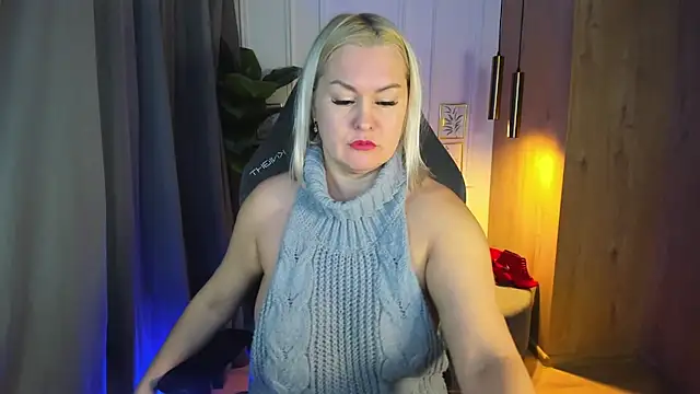 YolandaKiss online show from February 1, 2025, 8:16 pm