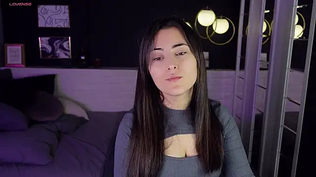 KylieMellow online show from December 29, 2024, 5:42 am