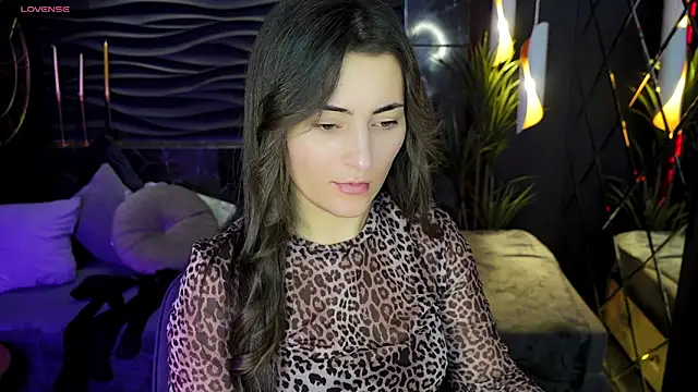 KylieMellow online show from December 30, 2024, 8:32 am