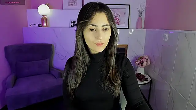 KylieMellow online show from January 18, 2025, 5:41 am