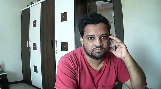 Snapshot of dhruv_love chatting on December 2, 2024, 4:42 am dhruv love online show from December 2, 2024, 4:42 am
