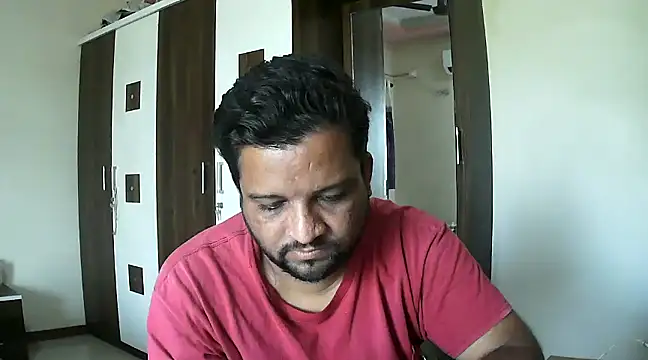 Snapshot of dhruv_love chatting on December 2, 2024, 9:13 am dhruv love online show from December 2, 2024, 9:13 am