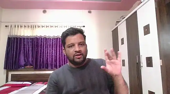 Snapshot of dhruv_love chatting on February 28, 2025, 8:42 am dhruv love online show from February 28, 2025, 8:42 am