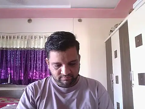 Snapshot of dhruv_love chatting on September 10, 2025, 4:12 am dhruv love online show from September 10, 2025, 4:12 am