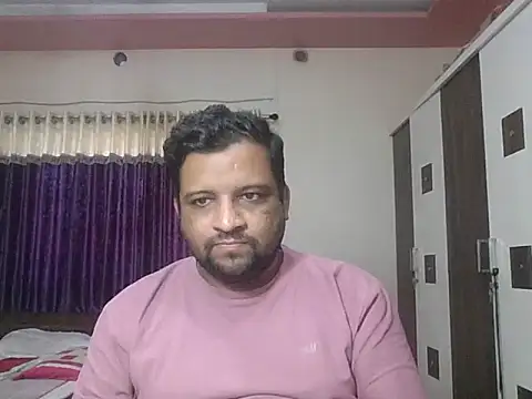 Snapshot of dhruv_love chatting on April 3, 2026, 9:29 am dhruv love online show from April 3, 2026, 9:29 am