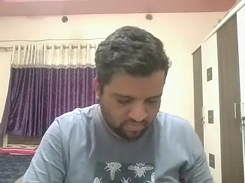 Snapshot of dhruv_love chatting on April 4, 2026, 12:57 pm dhruv love online show from April 4, 2026, 12:57 pm