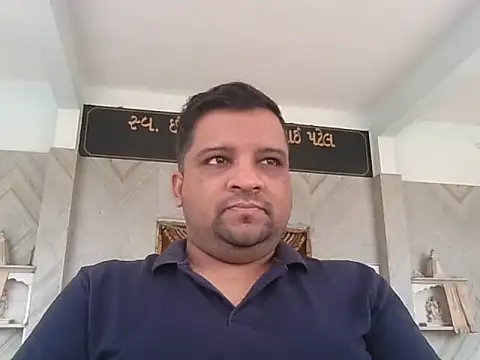 Snapshot of dhruv_love chatting on April 10, 2026, 4:50 am dhruv love online show from April 10, 2026, 4:50 am