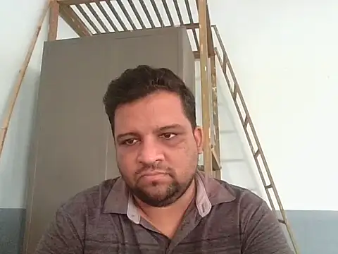 Snapshot of dhruv_love chatting on May 7, 2026, 5:02 am dhruv love online show from May 7, 2026, 5:02 am
