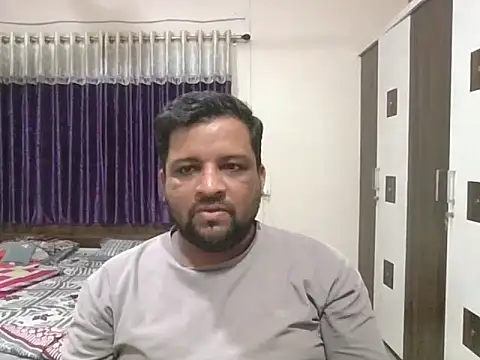 Snapshot of dhruv_love chatting on May 15, 2026, 4:25 pm dhruv love online show from May 15, 2026, 4:25 pm