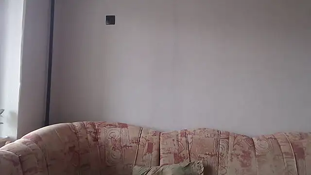 Snapshot of Remy_Miles chatting on February 3, 2025, 7:40 am Remy Miles online show from February 3, 2025, 7:40 am