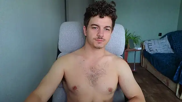 Snapshot of Remy_Miles chatting on October 19, 2025, 6:36 am Remy Miles online show from October 19, 2025, 6:36 am