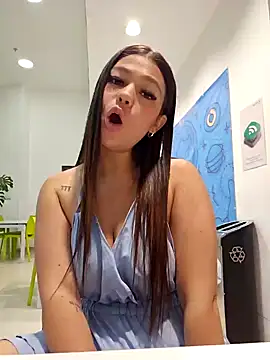 Alyshanon18 online show from January 2, 2025, 12:45 am