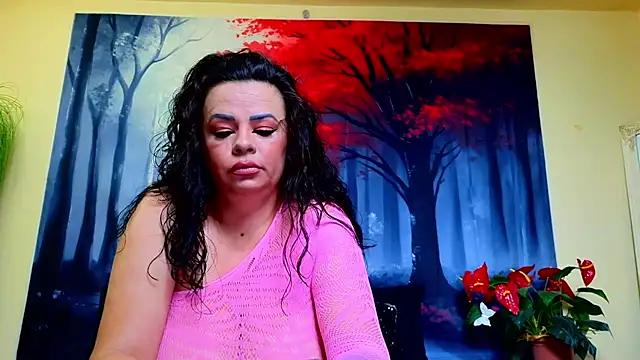 ElizabethEven online show from November 11, 2025, 8:53 pm