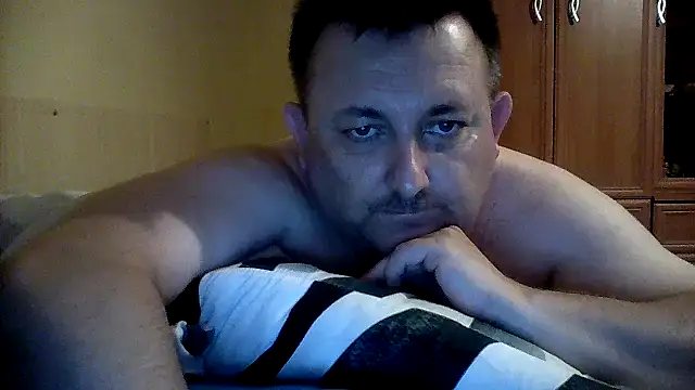 Novy73 online show from September 21, 2025, 8:43 pm