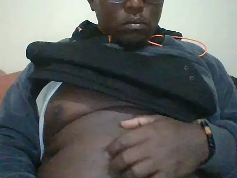 honeyswit online show from February 27, 2026, 9:04 pm