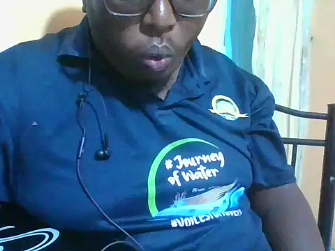 honeyswit online show from May 18, 2026, 10:15 pm
