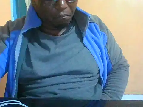 honeyswit online show from June 29, 2026, 9:48 pm