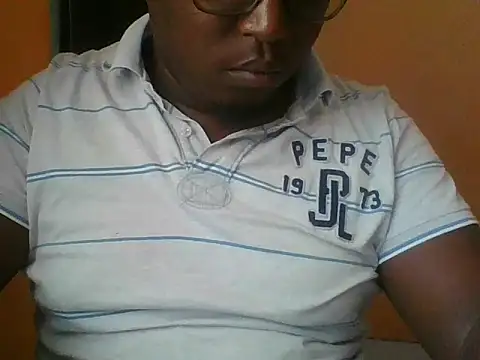 honeyswit online show from July 9, 2026, 11:58 am