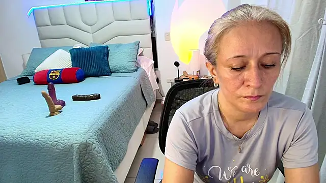Snapshot of Naty_Stone chatting on July 2, 2026, 8:15 pm Naty Stone online show from July 2, 2026, 8:15 pm