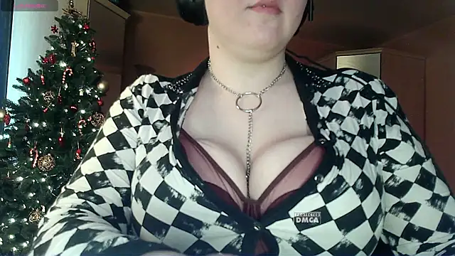 Snapshot of Mrs_Dream chatting on May 13, 2026, 9:28 am Mrs Dream online show from May 13, 2026, 9:28 am