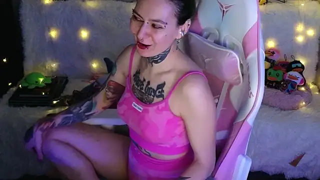 Ginger Stay online show from March 12, 2026, 9:26 am