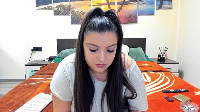 Snapshot of adelline chatting on January 16, 2025, 12:55 am adelline online show from January 16, 2025, 12:55 am