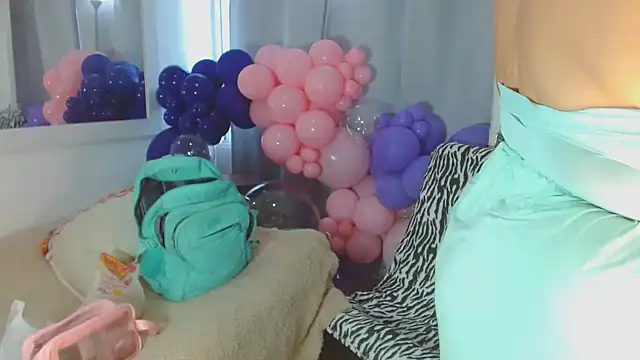 Snapshot of Selenna01 chatting on March 6, 2025, 3:56 pm Selenna01 online show from March 6, 2025, 3:56 pm