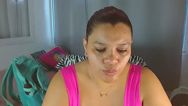 Snapshot of Selenna01 chatting on March 16, 2025, 12:44 pm Selenna01 online show from March 16, 2025, 12:44 pm