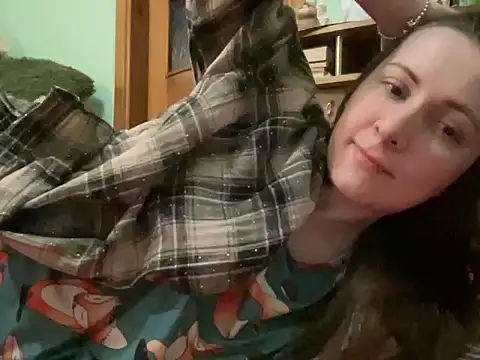 AngelTough20 online show from May 27, 2026, 11:57 pm