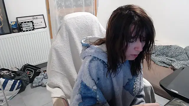 Snapshot of missthon0 chatting on September 30, 2025, 9:25 am missthon0 online show from September 30, 2025, 9:25 am