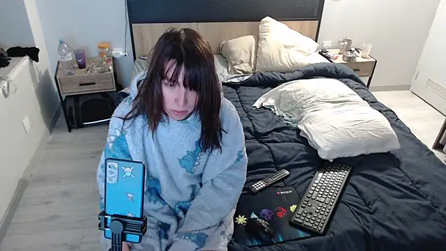 Snapshot of missthon0 chatting on October 9, 2025, 11:08 am missthon0 online show from October 9, 2025, 11:08 am