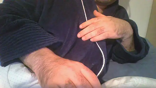 gerilom8787 online show from February 19, 2026, 12:50 am