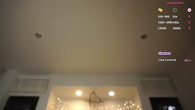 Amylittlestar online show from May 5, 2026, 11:13 pm