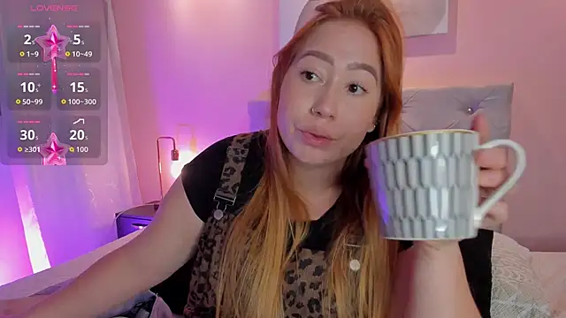 Snapshot of hannamartinn chatting on November 19, 2025, 1:05 am hannamartinn online show from November 19, 2025, 1:05 am