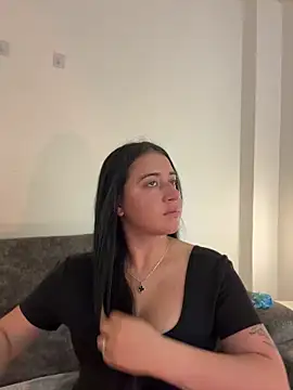 KallyMyller1 online show from June 14, 2026, 7:38 pm