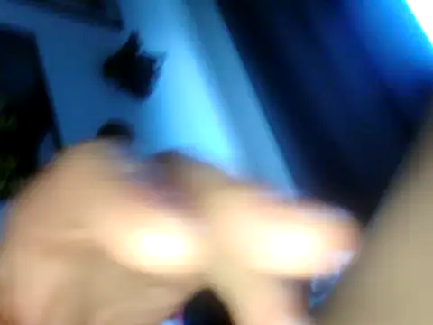 Snapshot of cmprnandmstrb_wmP chatting on April 1, 2026, 5:08 am cmprnandmstrb wmP online show from April 1, 2026, 5:08 am