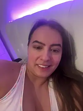 eleonoree online show from March 1, 2026, 8:33 pm